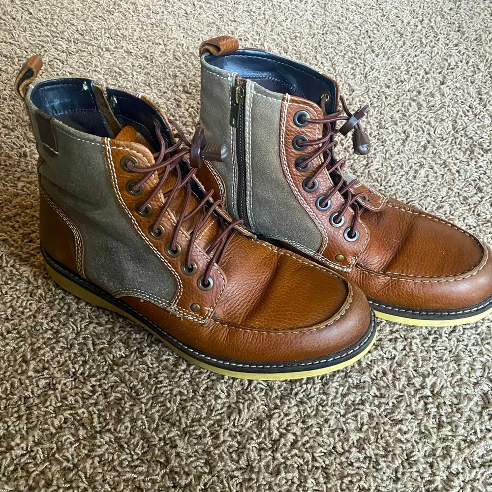 Men’s Crevo Lace Up Moc Toe Rigsby Boot in Caramel, size 9 - Picture 2 of 9